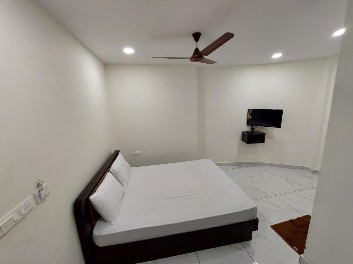 Aman Residency Hotell Thodupuzha Eksteriør bilde